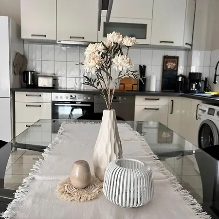 Apartamento Schnell An Der Messe, Koeln, Leverkusen, Cgn *