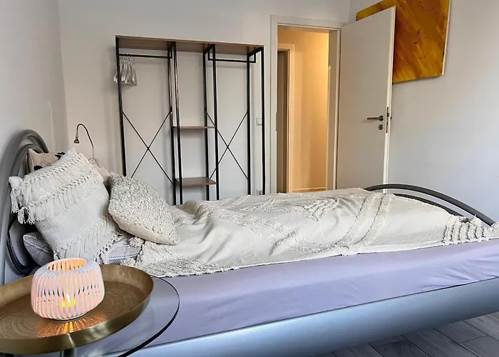 Lägenhet Schnell An Der Messe, Koeln, Leverkusen, Cgn *