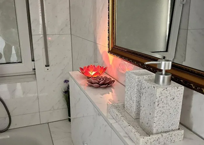 Lägenhet Schnell An Der Messe, Koeln, Leverkusen, Cgn *